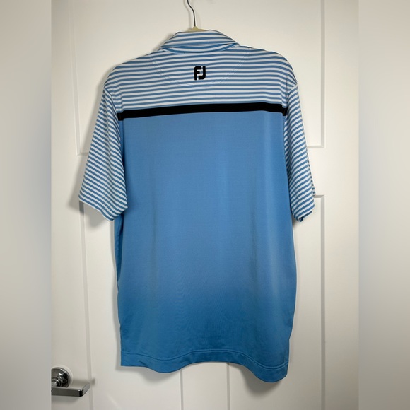 Medium Footjoy Golf Polos, Men’s Medium Footjoy Golf Polo Bundle, Both Shirts. - Picture 7 of 11